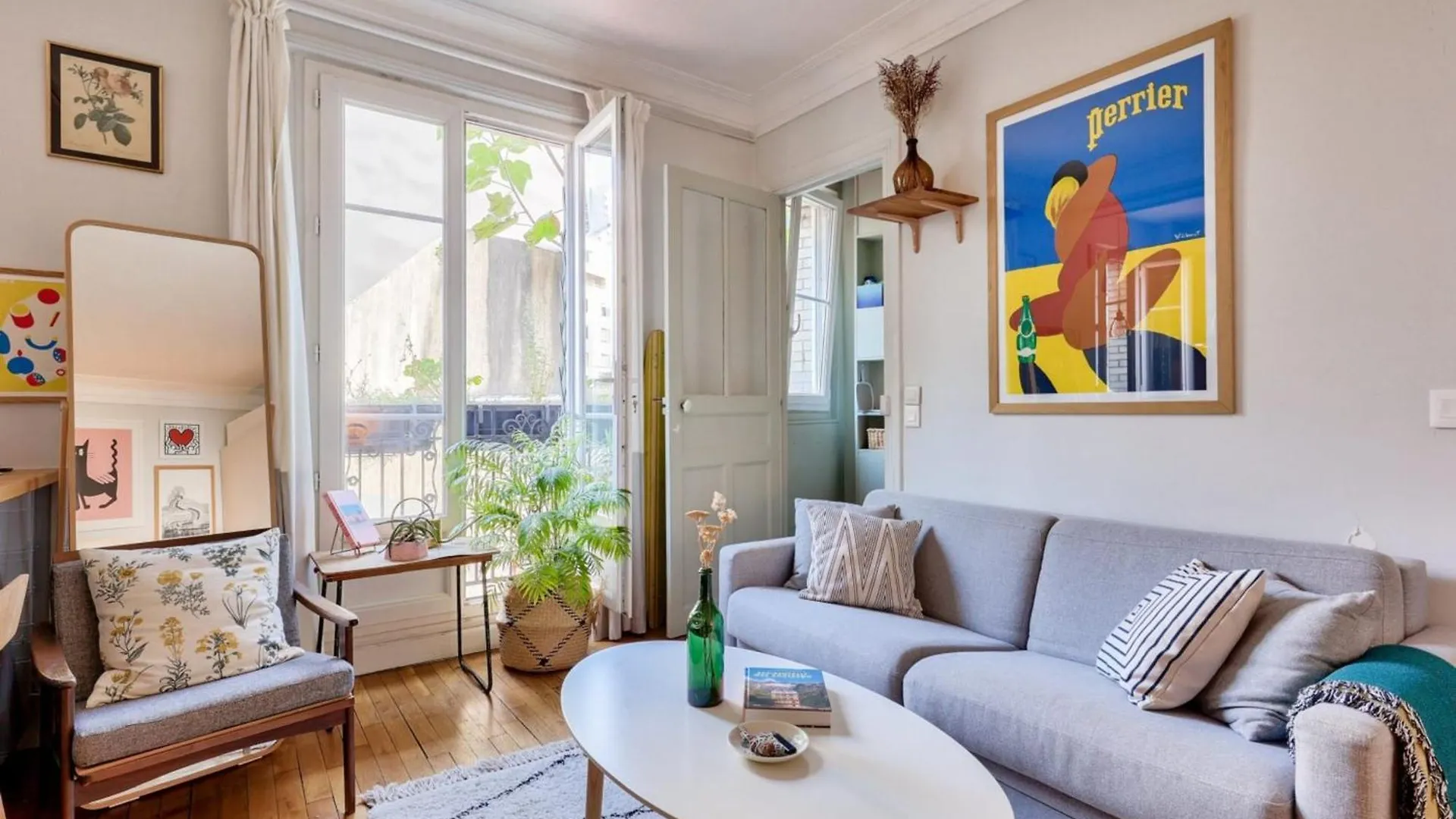 Flexliving - Studio - Crimee Paris 0*,  France